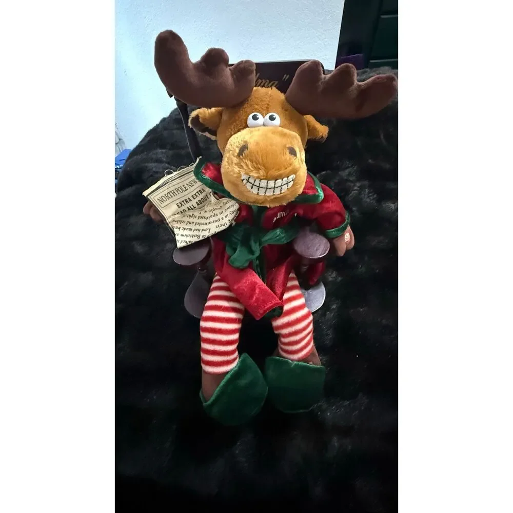 Dan Dee Rocking Chair Singing Moose Grandma Got Run Over by a Reindeer Plush